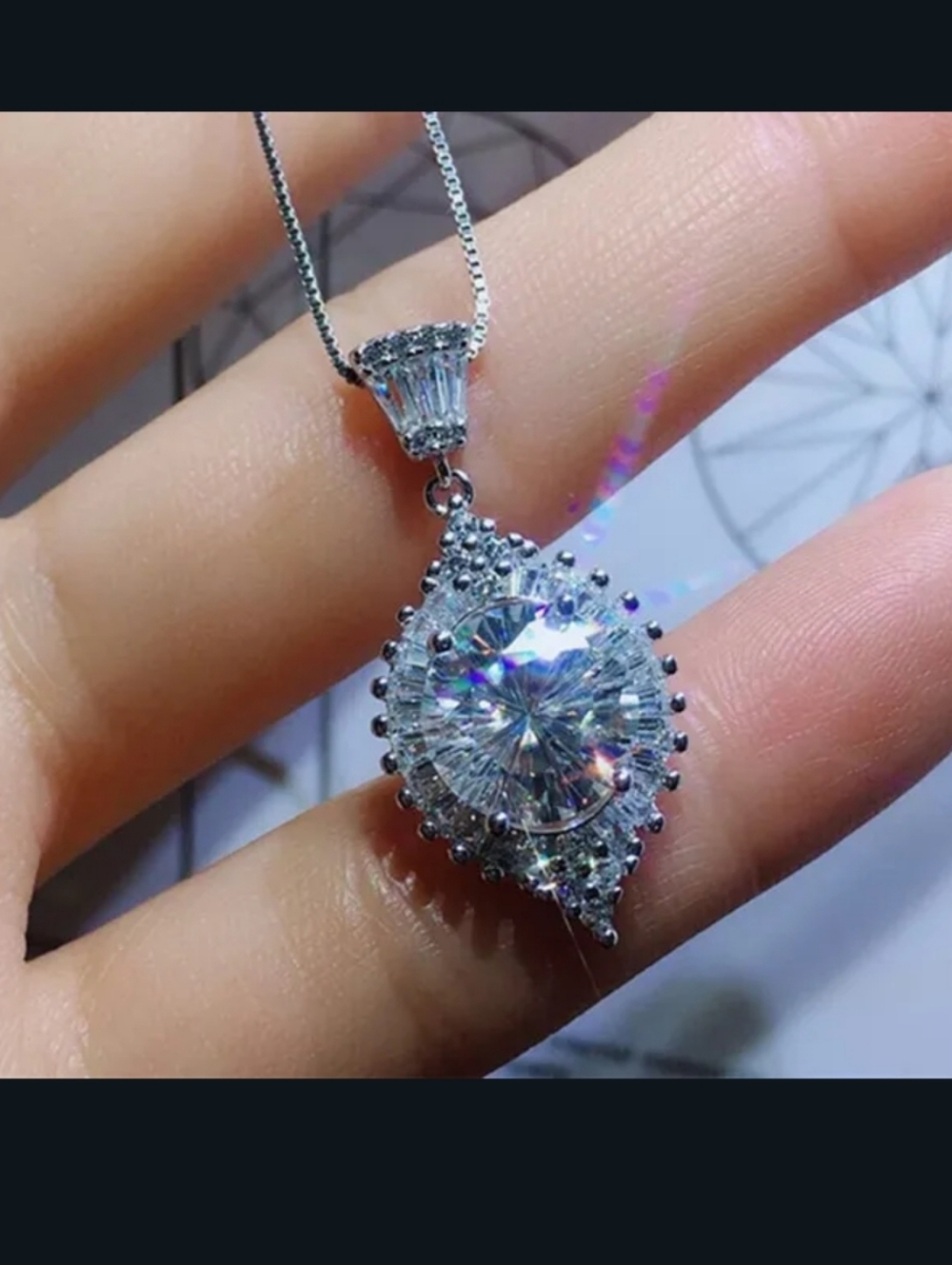 New Glittery White CZ Round Eye Shaped Necklace